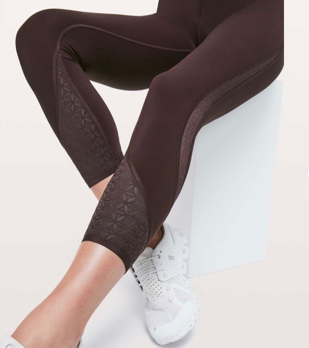 Lululemon Strength and Sweat Leggings Size 6